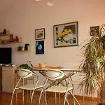 Iva 2 Apartmán *