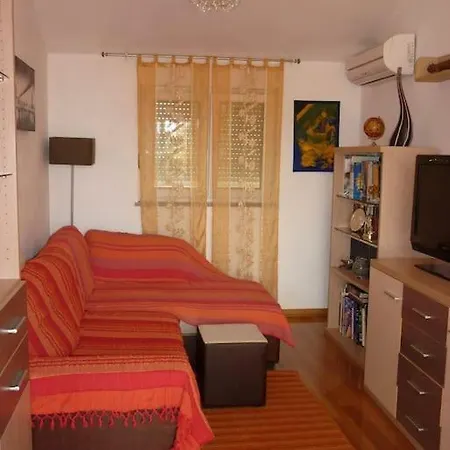 Appartement Iva 2 Ližnjan