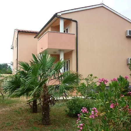 Iva 2 Appartement Ližnjan